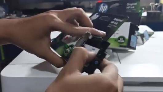 HP OfficeJet Pro 7740 ink replacement process with detailed step-by-step visuals.