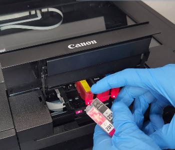 Cleaning the printer head on a Canon MX922 for clearer prints
