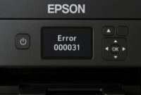 Epson 000031: Epson printer showing 000031 error code on display.